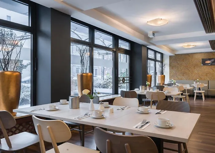 Garner Frankfurt - Palmengarten By Ihg