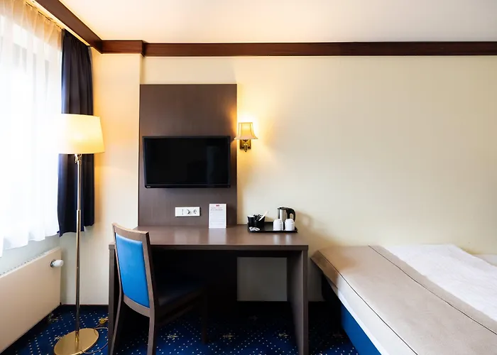 Hotel Garner Frankfurt - Palmengarten By Ihg 3*